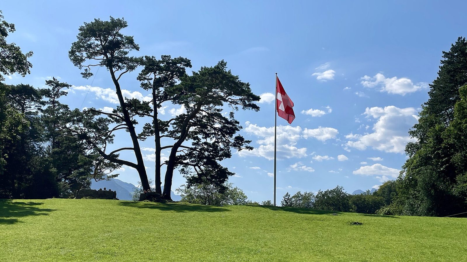 Swiss history timeline: the Rütli meadow above Lake Lucerne, linked to the 1291 founding legend